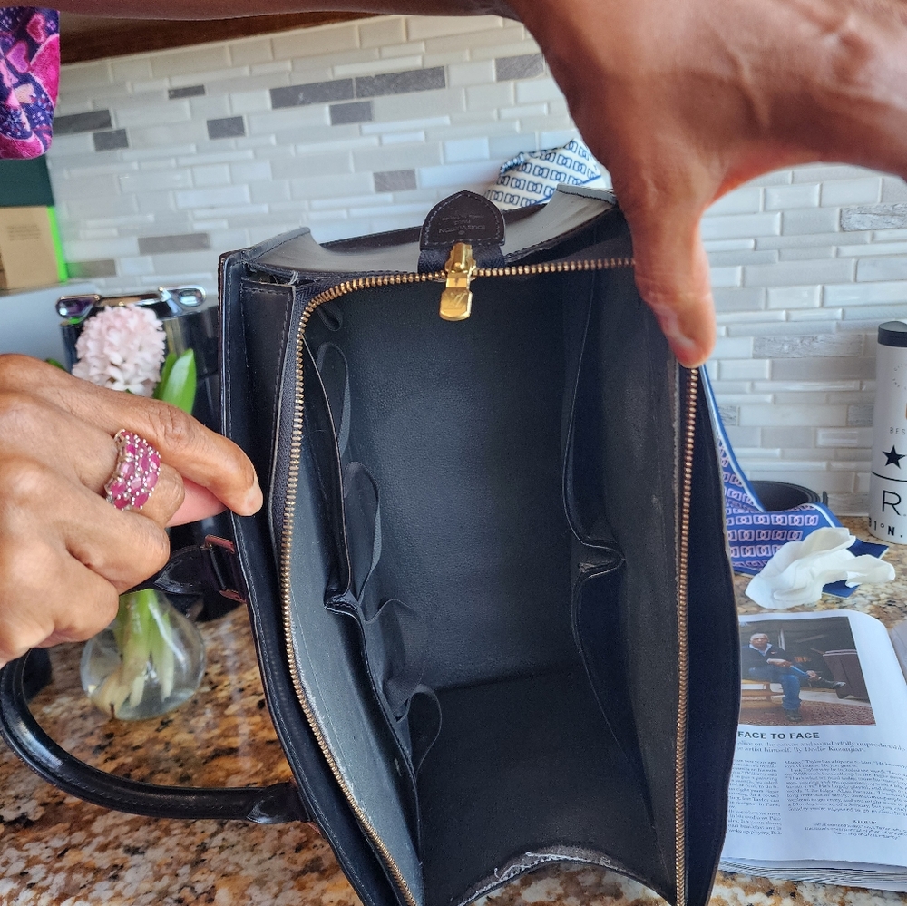 ✨️Louis Vuitton Black Epi Riveria Purse In Noir Black✨️ - Picture 10 of 12